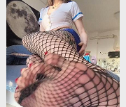 《软软：黑丝高跟，诱惑无穷的女神》