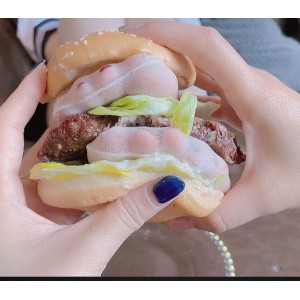 可爱小盆友：足系列地瓜白色小裙裙可可爱爱帆布鞋树林摇摆尺度无趣