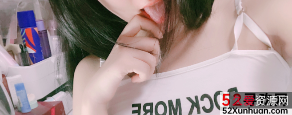 《朵朵网红推平台：搞怪打扮、袜子、大床、可爱妹、御姐、极品girl、帅哥、粉丝的大派对》