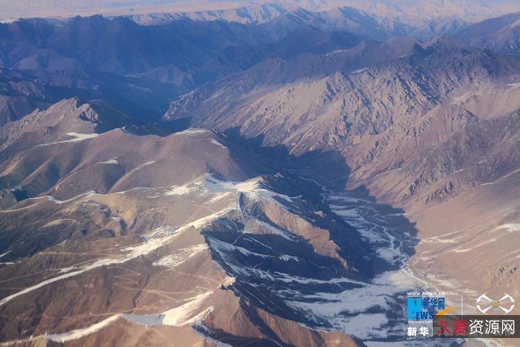 阿里云盘上的《航拍中国》1-3季永久有效：视频、原画，倍速播放，一窥中国风采！