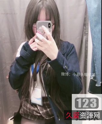 小蔡头带你挑选最适合你的时尚服装,美丽小李的活泼潮流,让你感受到不一样的美