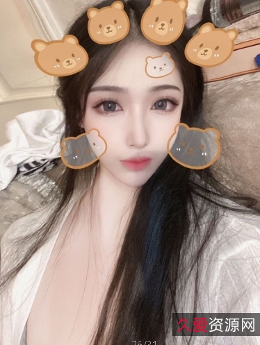 久久小姐姐私拍视频精选网红女神，迷人面容，性感身材，精彩视频，热带雨林，沙滩游荡，深刻体会美丽的精神视觉。