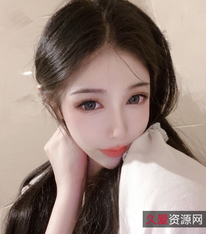 久久小姐姐私拍视频精选网红女神，迷人面容，性感身材，精彩视频，热带雨林，沙滩游荡，深刻体会美丽的精神视觉。