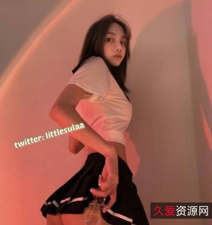 Lilesulaa：颜值精选尤物，赚钱资源全集，38集93张7G