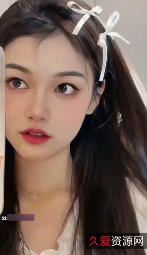 网红女神{{网红名字}}精选身材视频：极致性感、火辣芭蕾舞，令人痴迷