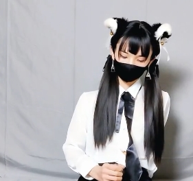 欣赏网红jinwanxuan1999的精彩表演：视频资源合集，4四人游39V3.54G