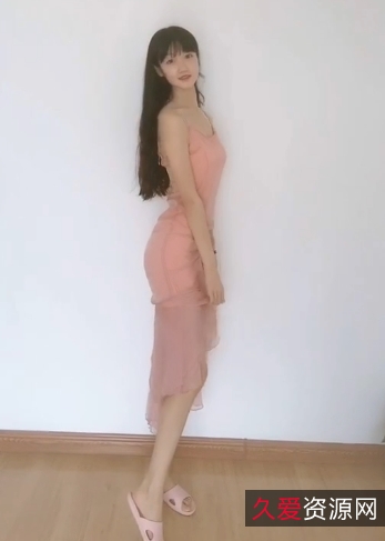 《63万博主舞蹈系萌妹绝版合集：软萌甜美大眼睛呆萌未成年，粉丝浮力主播狂野高难度姿势体位，1.2G技术性绅士！》