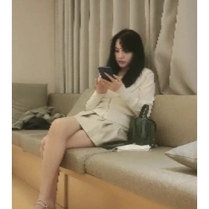 文轩探花约拍高端车模作品一部