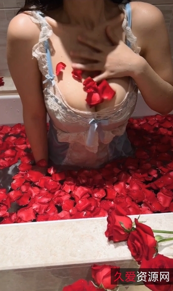 【究极核弹】超稀缺秀人网+朱可儿+超有尺度+展示展示展示+全新【1V1.8GB】【百度云】