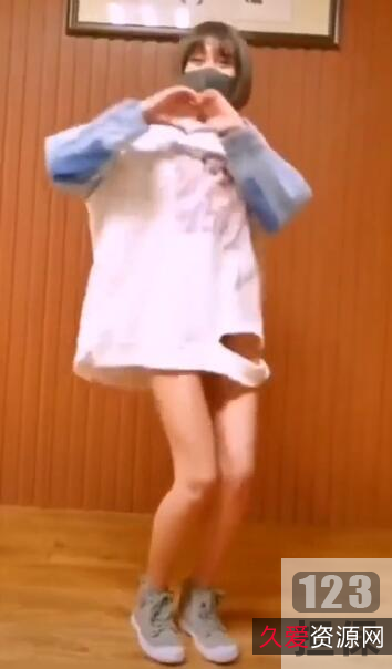 抖音网红露脸视频小合集64部精彩搞笑、诡异、假名媛短片，抖音系统竟未检测出来！