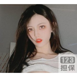 精选妹子LUCKYYCXYHLXY：颜值爆表、蜜臀小嘴，63V844M精选烧包