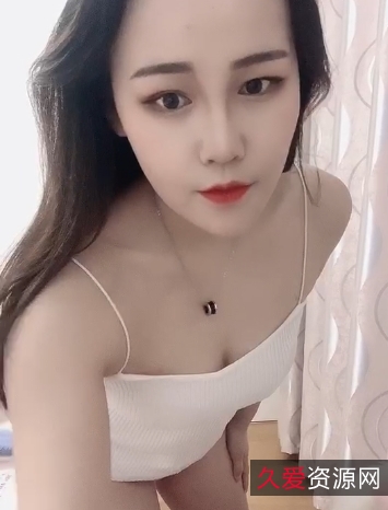 花椒女神系列八位超级美女主播：沐沐、芥末、玲珑、鹿心1、麻辣女教师、诺雅、爽爽吖、萌妮，21个视频、52张照片、643MB！