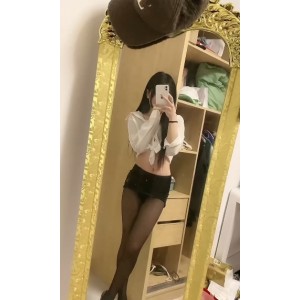 《网红主播子璐：清纯白皙的小家碧玉，9部高清合集精彩纷呈》