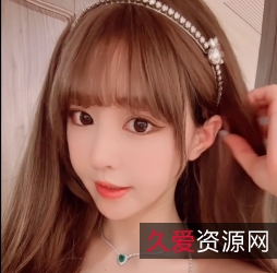 朱可儿诱惑：脱光空档，玩转台球桌