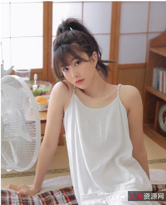 《日系美女小爱的自编自导自演剧情作品》