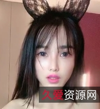 网红美女黑丝玩弄爆撩,男的射太快爽到