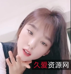 杨洋纯反差妹自擦打粑粑2V2.02G百度盘