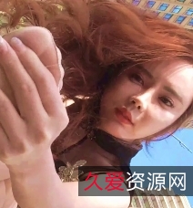 美女视频丰满包臀裙肉丝高跟长腿