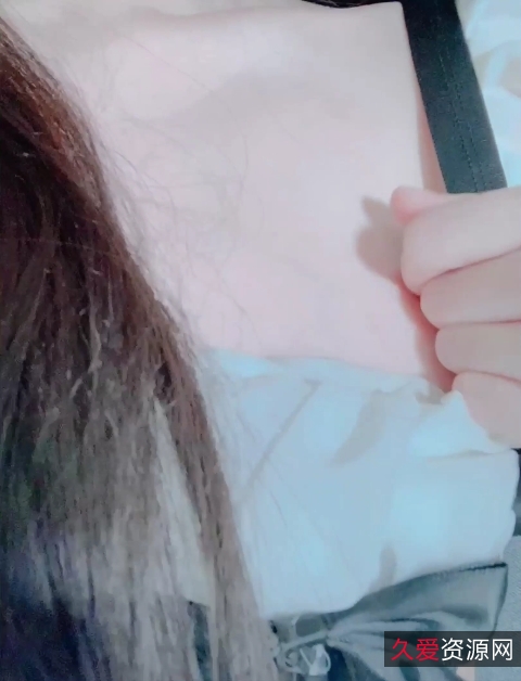 福利姬1V400M口水play出水紫薇百度云资源