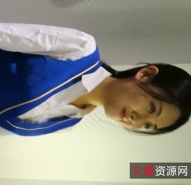 私密拍摄:艺校学生私房照片