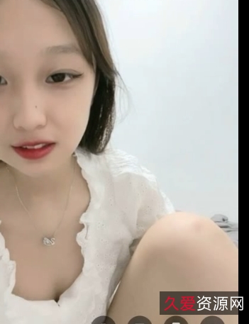 李溪研女主播精彩表演视频