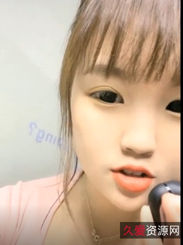 斗鱼童颜软萌美女主播可爱萌妹小妖孽小妲己27V-387M火爆R身材白嫩性感撩人紫薇奥利