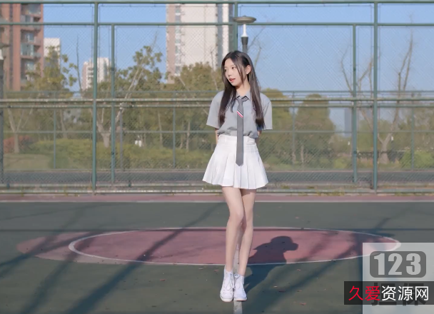 1.限时特惠B站欣小萌AI换脸训练模型-让你的视频更有趣！2.欣小萌AI视频后期处理工具PR-让你的动感音乐视频更出彩！3.跳舞视频必备！B站欣小萌三格视频制作工具-轻松制作个性PVM！4.欣小萌AI技术解锁！B站动感音乐视频制作工具-让你的视频摇摆起来！5.土味视频必备！B站欣小萌抖音快手视频制作工具-让你的作品火起来！