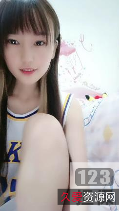 《快手人气主播吃货旺财私拍大合集》