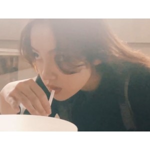 婕哥网红美女作品合集：邻家小妹的百变狐媚