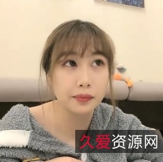 奇怪玩具震动出水浴室洗澡秀