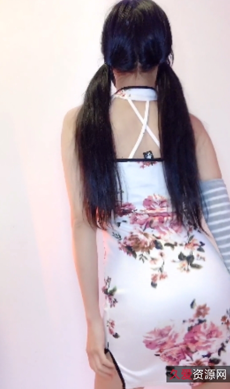 清纯系20万粉高颜色嫩妹网红燕儿17V3.34G百度盘