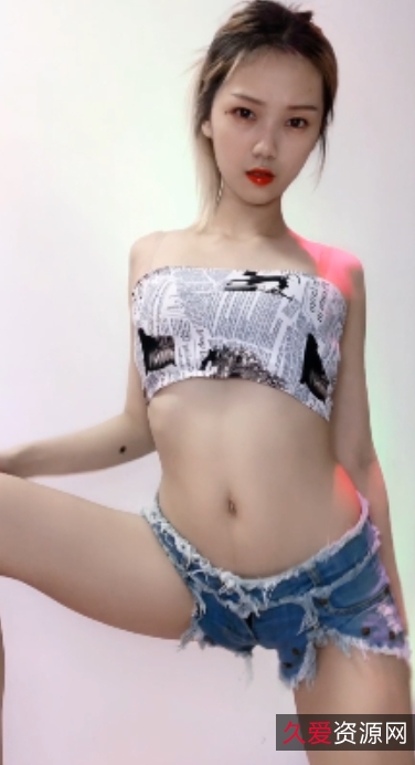 清纯系20万粉高颜色嫩妹网红燕儿17V3.34G百度盘