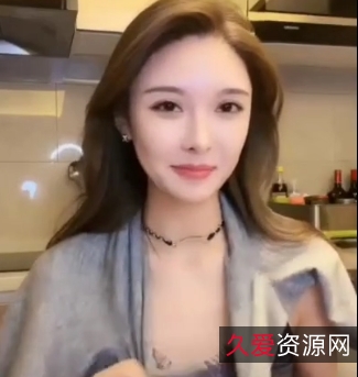 逐渐沦陷的抖音众美女主播各显神通擦边漏奶