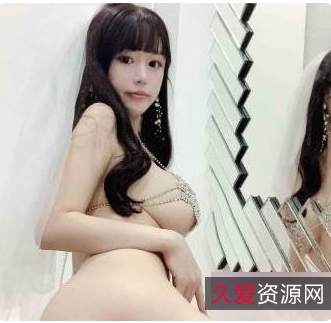 朱可儿婚纱铁链T裤:超有尺度的顶级网红小仙女款