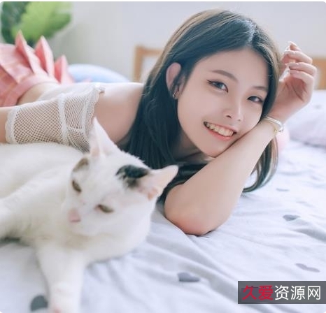 JVID18岁学生妹双儿：秋波美人容颜，精致气质可爱秀发