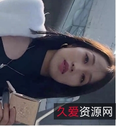 紧身长腿美女诱惑短裤