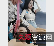 大学生沦陷：4位女同学同时露脸营业1V-1G