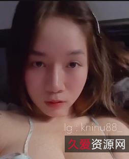 漂亮巨R美眉自拍作品12分钟，亲哥哥在推特下载，村里爆料引发轰动