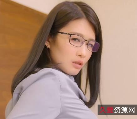 湾湾出品54分钟新传媒资源:暴雷被骗无法提现,纯爱老师、客户至上女销售、神秘妻子,下载观看