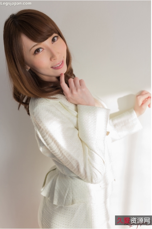 岛国美足女神AyaKisaki合集，精彩视频多款任你欣赏