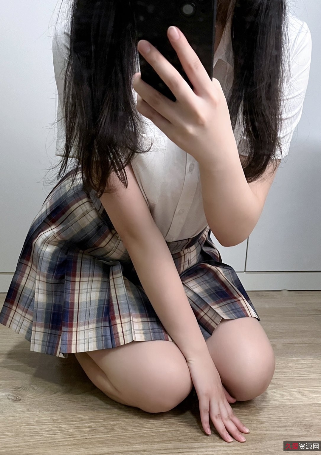 MomoYih小合集36V2三人游+10.9G