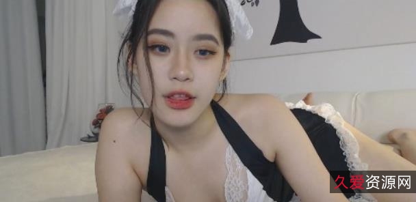 CB站清纯东南亚美女Li_Chang，18.8G视频全露脸，欧美豪放风格，各种体位，精美佳作