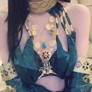 女神安安老师Cos迦南男演员心旷神怡橘红色语音逗趣
