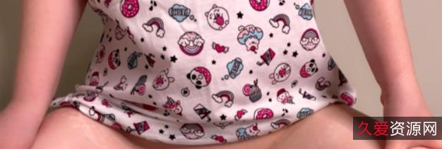 浮力姬Amyhide粉嫩蚌壳大合集，10G视频露脸绅士福利