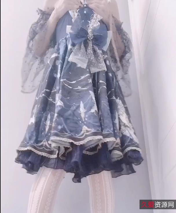 超白大长腿一线天，玩得很花的推特福利姬可爱兔，观看16V8G视频资源！