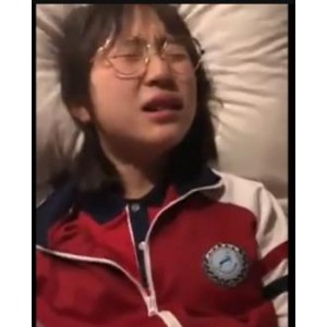 河南实验中学热门事件完整版：眼镜L莉自拍视频[30V-2.4G]