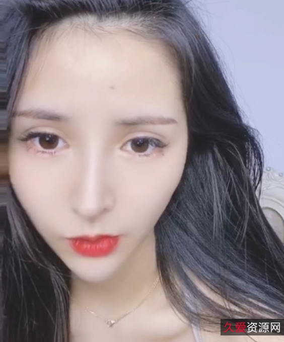 颜值巅峰主播保安安微信福利视频大放送！共25部598M，魅力十足，让你欲罢不能！分享