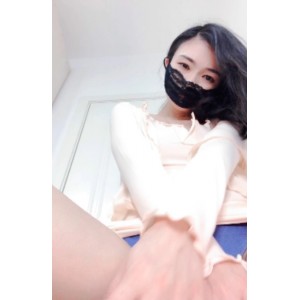 女神哆哆搬运大家喜欢的16V视频，文件2.45G，解压码必备