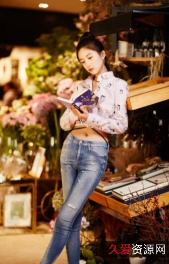 网络P站高颜值女孩优优珍贵合集：清新可人，笑容动人，视频数量众多！