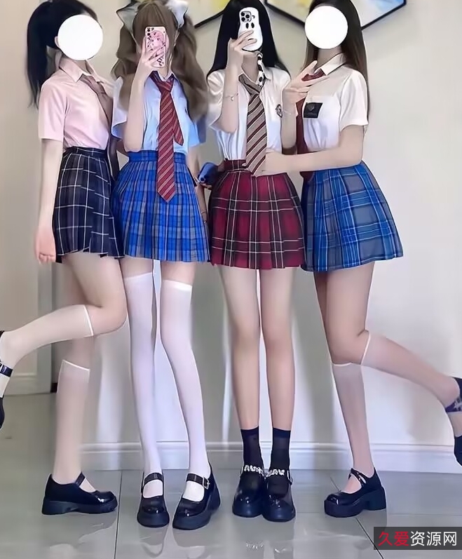 喜欢追寻福利姬的足迹，不妨下载这个百度打包的小盘合集，尽情享受其中的精彩内容吧！